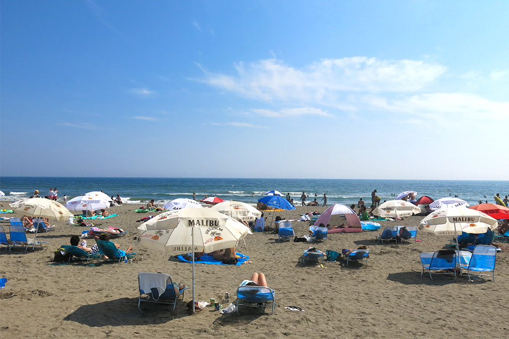 鎌倉の夏のデートは やっぱし海 由比ガ浜海水浴場 楽しい鎌倉