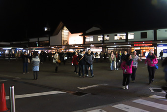 大晦日の鎌倉駅