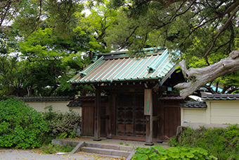 鎌倉　英勝寺の総門